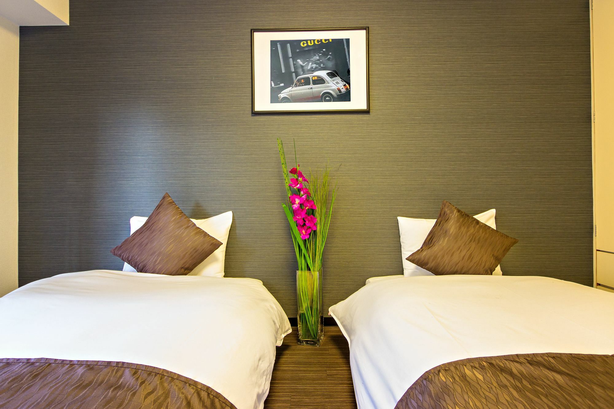 Hg Cozy Hotel No 35 日本橋駅前 โอซาก้า ภายนอก รูปภาพ