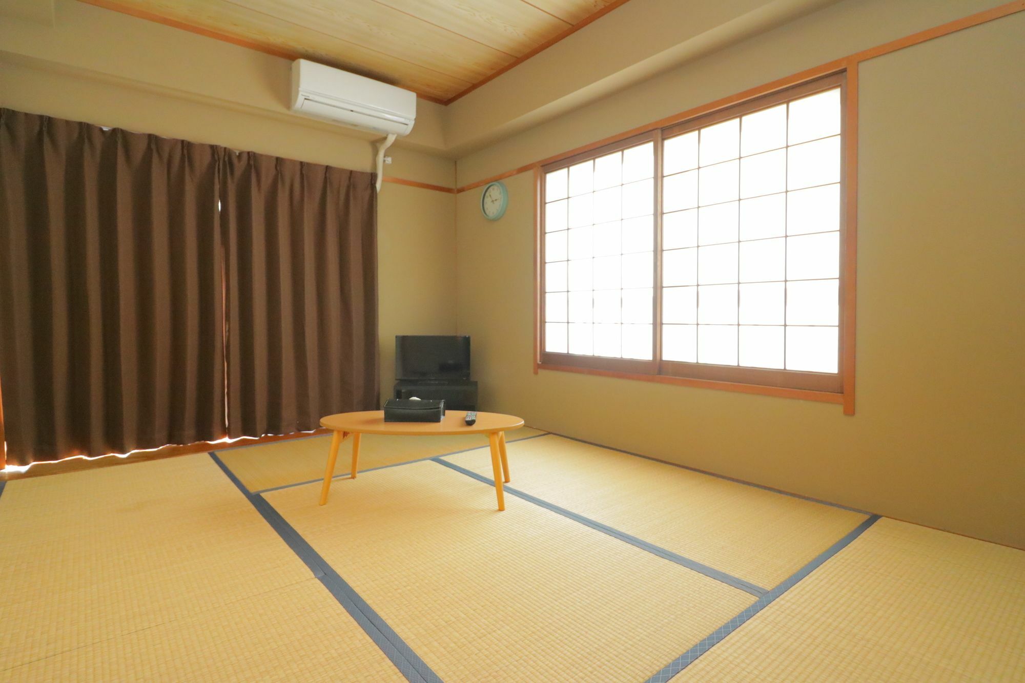 Hg Cozy Hotel No 35 日本橋駅前 โอซาก้า ภายนอก รูปภาพ